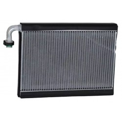 PAROWNIK KLIMATYZACJI CASE KOBELCO NEW HOLLAND YN20M00107S020  YT96V00004F1  KHR31370